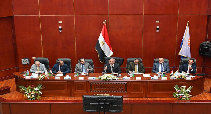 بالصور.. الجزار: وضع خطة بمعالم ومحاور محددة ومؤشرات للقياس بكل مدينة لترشيد استهلاك الطاقة والمياه