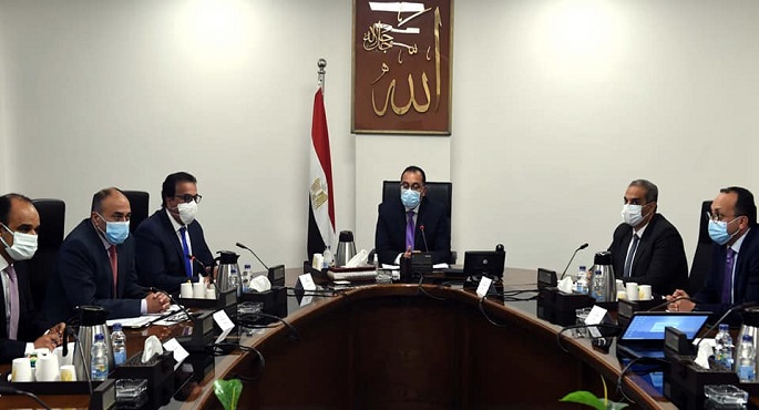 رئيس الوزراء يتابع الموقف التنفيذي للمشروع القومي لتجميع وتصنيع مشتقات البلازما
