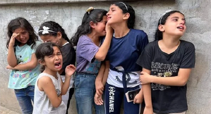 استشهاد طفلة فلسطينية متأثرة بإصابتها في قصف إسرائيلي شمال غزة قبل يومين