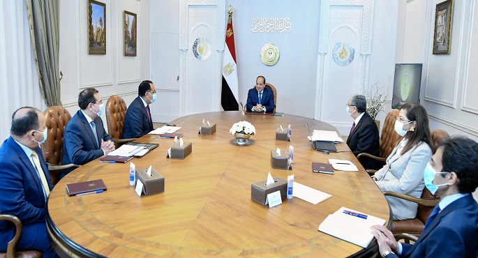 الرئيس السيسي يوجه بتعزيز الخطط الوطنية لتعظيم  الطاقة المتجددة ويتابع موقف التغذية الكهربائية للمشروعات القومية