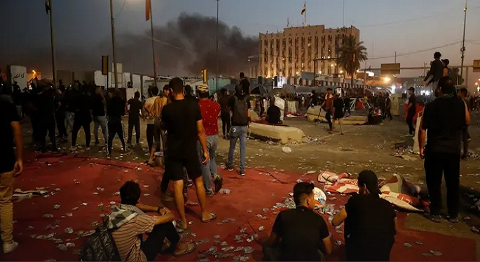 الأمم المتحدة تدعو المتظاهرين لإخلاء المباني الحكومية.. وتحذر: مصير الدولة العراقية على المحك