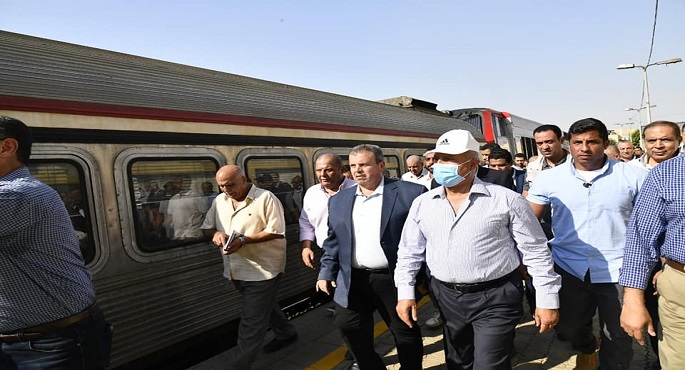 بالصور.. وزير النقل يتابع انتظام العمل بمحطة مصر ومعدلات تنفيذ مشروع تحديث نظم الإشارات بخط القاهرة / الاسكندرية