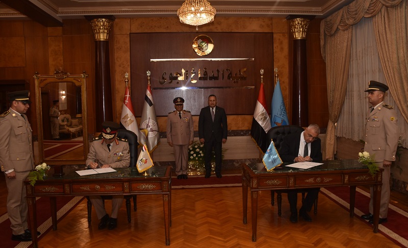 بالصور .. القوات المسلحة توقع بروتوكول تعاون مع كلية الهندسة جامعة الأسكندرية
