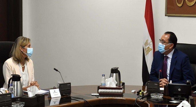 مدبولي يؤكد دور وزارة الثقافة في بناء الوعي وتأكيد الهوية المصرية