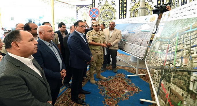 بالصور.. رئيس الوزراء يتابع ما يتم تنفيذه من مشروعات فى إطار الإستراتيجية المتكاملة لإدارة مياه الأمطار بالإسكندرية