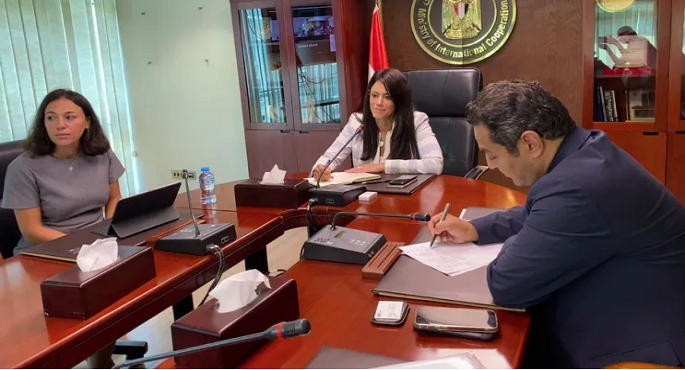 وزيرة التعاون تلتقي مدير مؤسسة التمويل البريطانية لبحث فرص العمل المشترك