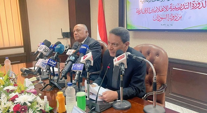 بالصور.. وزير الخارجية ورئيس الأعلى للإعلام يشهدان إطلاق أكبر برنامج لتدريب الإعلاميين الأفارقة