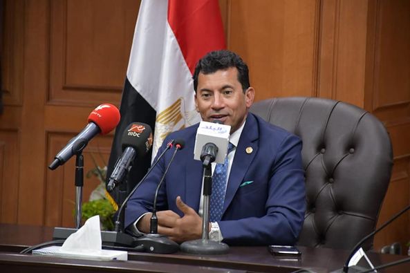 بالصور.. وزير الرياضة يلتقى لاعبى منتخب الطائرة قبل سفرهم لسلوفينيا للمشاركة فى بطولة العالم