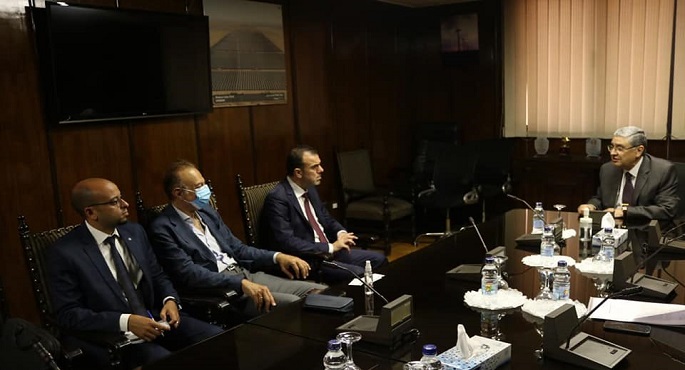 وزير الكهرباء يبحث مع رئيس مجلس إدارة شركة “k&k” الإماراتية زيادة فرص الاستثمار بمصر