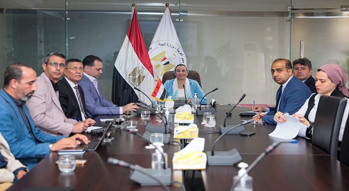 وزيرة البيئة تبحث مع تحالف منظومة إدارة المخلفات الصلبة الاستعدادات لقمة المناخ