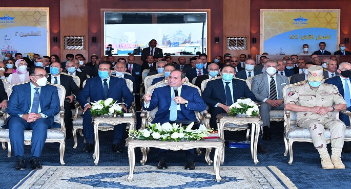 الرئيس السيسي: قناة السويس حققت إيرادات كبيرة رغم الركود الذي يشهده العالم