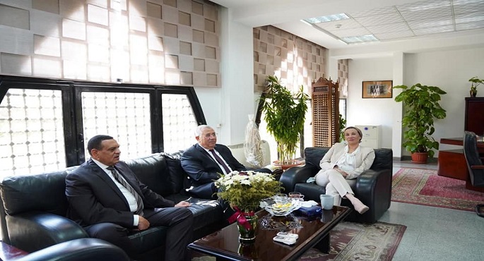 بالصور .. وزراء البيئة والزراعة والتنمية المحلية يجتمعون لمناقشة خطة مواجهة نوبات تلوث الهواء الحادة ٢٠٢٢