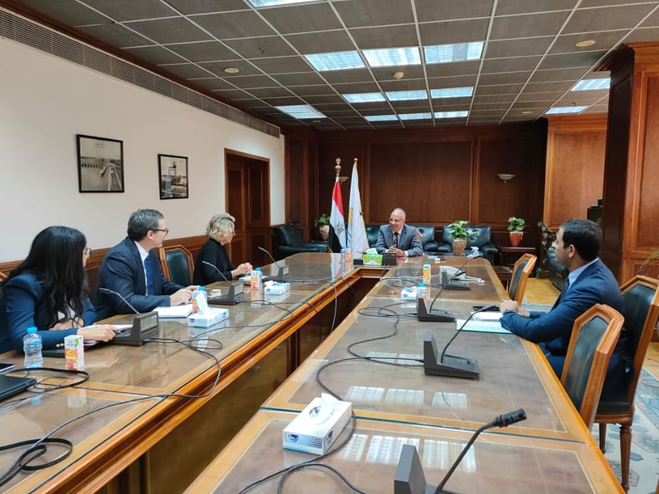 وزير الرى: لجنة توجيهية لتنظيم فعاليات جناح المياه فى «COP27»