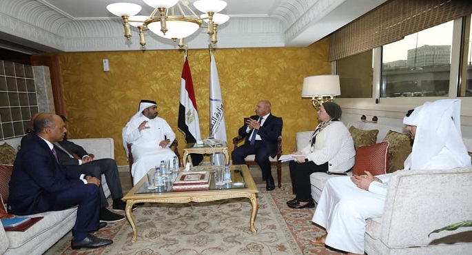 وزير النقل يستقبل رئيس الاستثمار في اقليم افريقيا وآسيا في جهاز قطر للاستثمار لبحث التعاون المشترك في مجال النقل البحري
