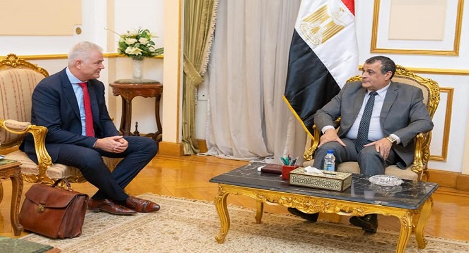 بالصور .. وزير الإنتاج الحربي يبحث مع رئيس شركة “جرين تك إيجيبت”المستجدات المتعلقة بمشروع إقامة محطة لمعالجة المخلفات الصلبة