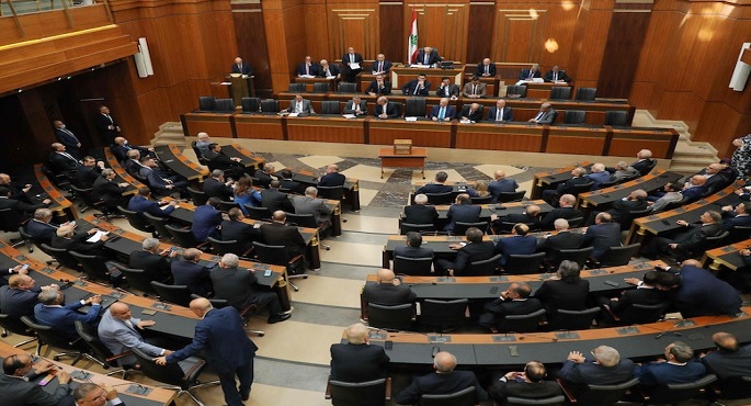 رفع الجلسة المشتركة للجان النيابية بالبرلمان اللبناني دون إقرار أي بنود بعد خلافات ومشادات حادة