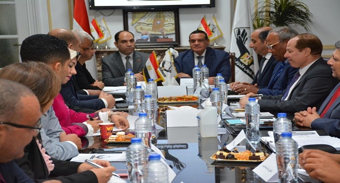 بالصور.. وزير التنمية المحلية يزور تنسيقية شباب الأحزاب والسياسيين ويستعرض ملامح رؤية الوزارة