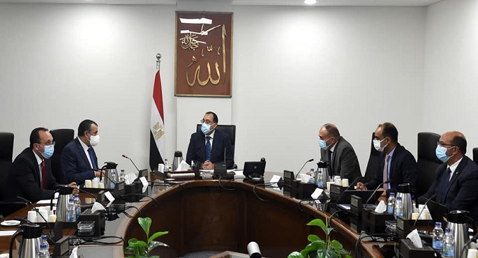 بالصور.. رئيس الوزراء يلتقي وزير الإنتاج الحربي لمتابعة ملفات عمل الوزارة