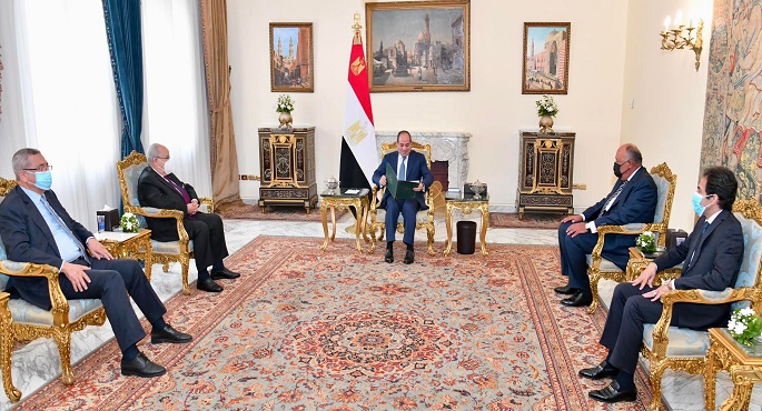 بالفيديو والصور.. الرئيس السيسي يتسلم رسالة من نظيره الجزائري خلال استقباله وزير الخارجية رمطان لعمامرة