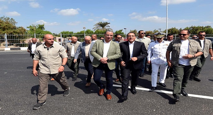 بالصور.. رئيس الوزراء يبدأ زيارة لمحافظة الفيوم لمتابعة سير العمل بالمشروعات التنموية والخدمية