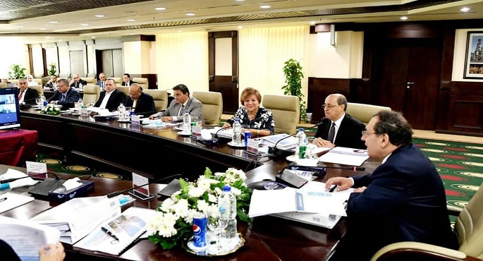 البترول: 3.3 مليار جنيه إيرادات “القابضة للبتروكيماويات” خلال عام