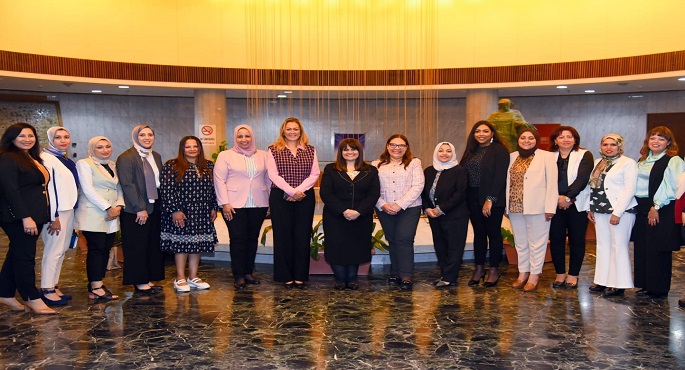 وزيرة الهجرة: برنامج “تدريب المصريات بالخارج” فريد من نوعه ويعكس اهتمام الدولة بالمرأة المصرية