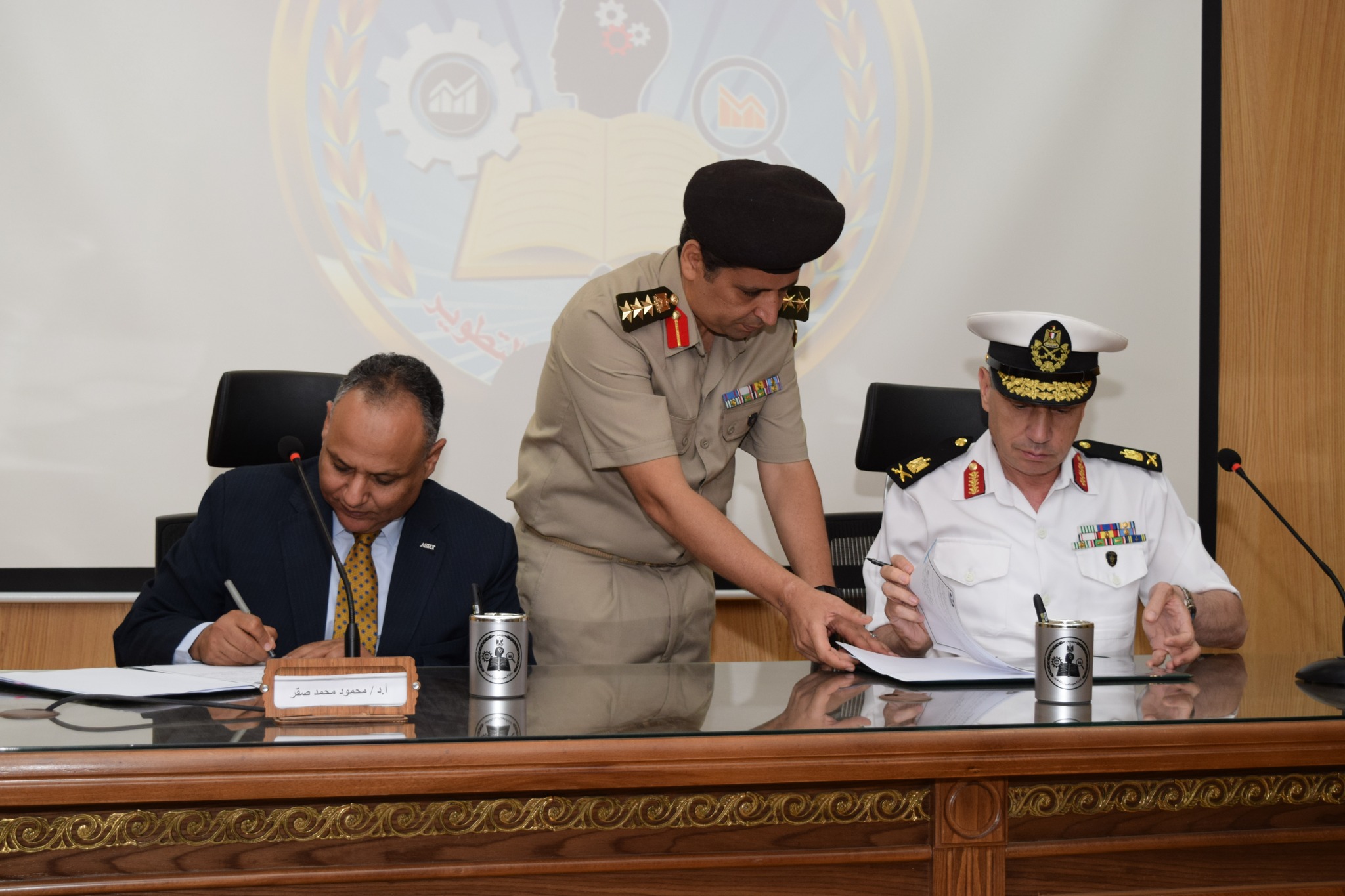المتحدث العسكري: إدارة البحوث الفنية والتطوير للقوات المسلحة توقع بروتوكول تعاون مع أكاديمية البحث العلمي والتكنولوجيا