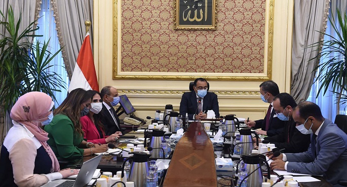 رئيس الوزراء يُتابع مع وزيرى السياحة والآثار والطيران المدني إجراءات حركة تنشيط السياحة الوافدة