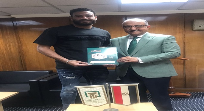 البنك الأهلي يضم أبو جبل لمدة ثلاثة مواسم