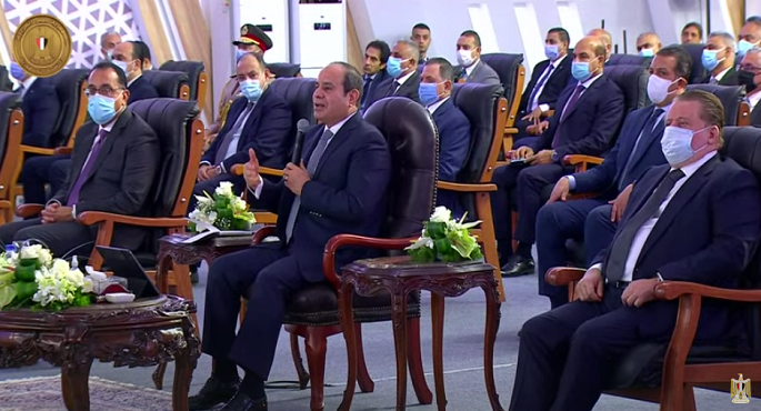 بالفيديو .. الرئيس السيسي : الانتهاء من إزالة كافة المعوقات أمام الاستثمار خلال شهرين