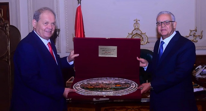 بالصور.. جبالي يبحث مع رئيس المجلس الوطني الفلسطيني لتعزيز العلاقات البرلمانية المصرية الفلسطينية