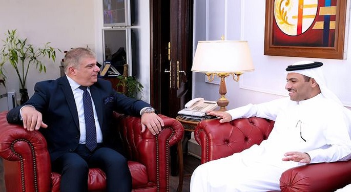 بالصور.. حسين زين يستقبل وزير الإعلام البحريني لبحث سبل التعاون الإعلامي المشترك