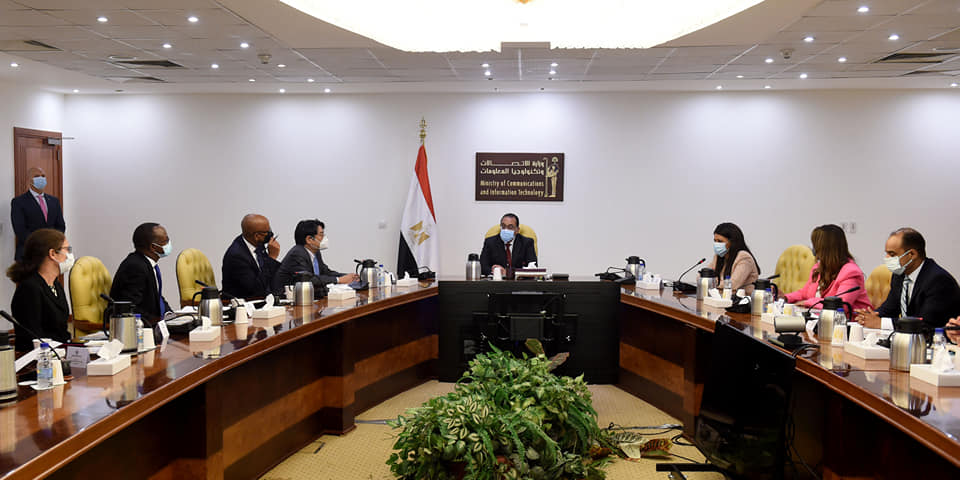 رئيس الوزراء يلتقي مجموعة من أعضاء وفد البنك الدولي المشارك في النسخة الثانية من أعمال منتدى مصر للتعاون الدولي والتمويل الإنمائي