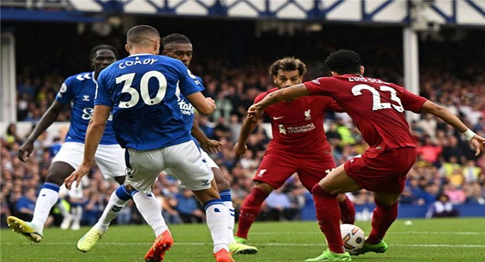 ليفربول يخسر النقطة التاسعة بعد تعادله سلبيًا مع إيفرتون فى الاسبوع السادس من البريميليج