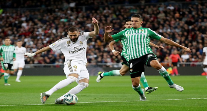 ريال مدريد ينفرد بصدارة الليجا بفوزه على ريال بيتيس 2ـ1