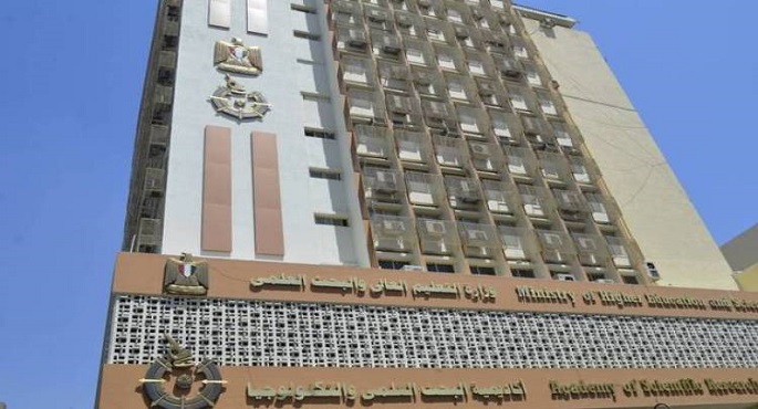 التعليم العالي تنفي ما تردد بشأن تأجيل الدراسة في الجامعات