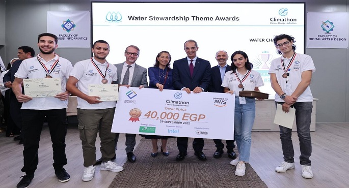 بالصور.. وزير الاتصالات: تطويع التكنولوجيا وخلق حلول مبتكرة للتصدى للتحديات المجتمعية