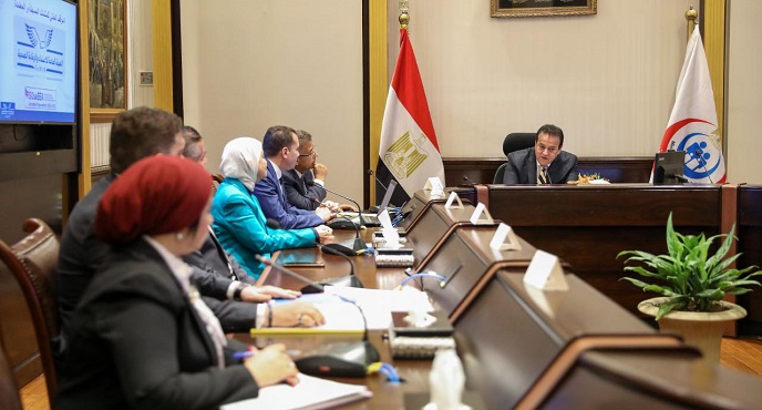 بالصور.. وزير الصحة يبحث موقف المنشآت الطبية المعتمدة طبقا لمعايير الاعتماد الوطنية