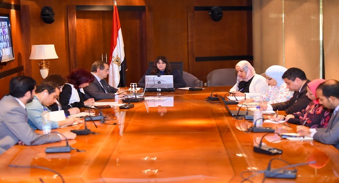 بالصور.. وزيرة الهجرة تلتقي أبناء الجالية المصرية بالسعودية في إطار استدامة التواصل مع المصريين بالخارج
