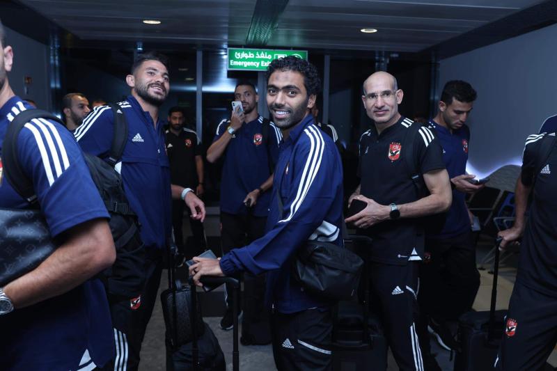 بعثة الأهلي تصل إلى الإمارات استعدادا لخوض مباراة السوبر أمام الزمالك