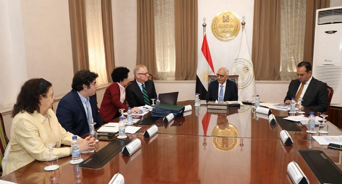 وزير التربية والتعليم يبحث مجالات التعاون مع وفد الوكالة الأمريكية للتنمية الدولية