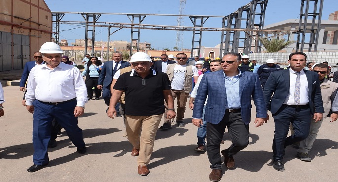 بالصور .. وزير قطاع الأعمال العام يتفقد شركة مصر لصناعة الكيماويات بالإسكندرية