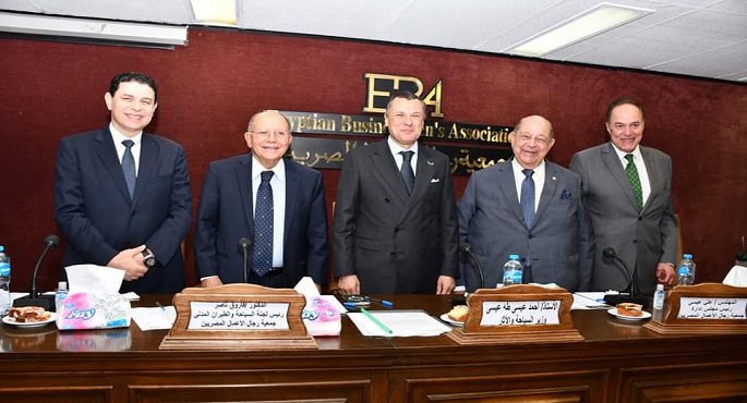 بالصور .. وزير السياحة والآثار يلتقي مع أعضاء جمعية رجال الأعمال المصريين