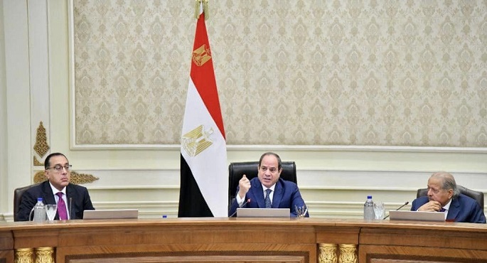بالصور .. الرئيس السيسي يؤكد حرص مصر على تطوير التعاون الاقتصادي والتجاري مع مجتمع رجال الأعمال والشركات القطرية