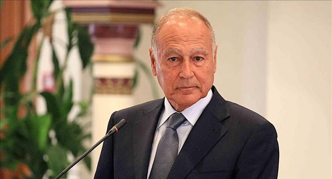 أبو الغيط يصل إلى الجزائر لإجراء مشاورات سياسية قبيل انعقاد القمة العربية