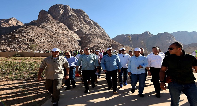 بالصور.. رئيس الوزراء يتفقد مشروعات تطوير موقع التجلى الأعظم بمدينة سانت كاترين
