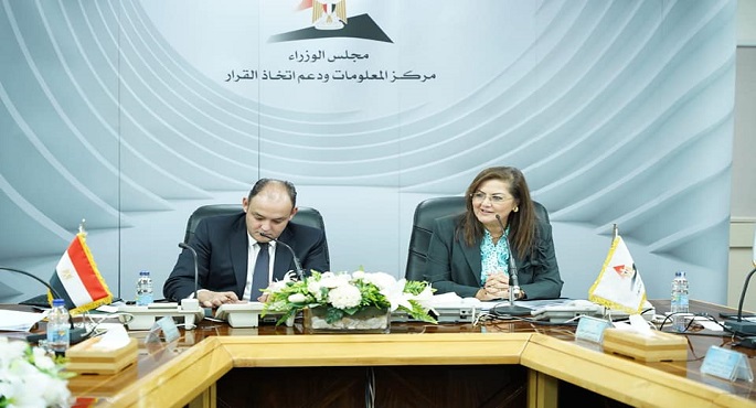 بالصور.. وزيرا التخطيط والتجارة يبحثان الموقف التنفيذي للخطة الاستراتيجية لتنمية الصادرات المصرية لقارة أفريقيا