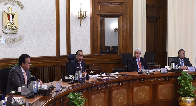 رئيس الوزراء يتابع الموقف التنفيذي لمنشآت مستشفى 500500 للأورام بالشيخ زايد