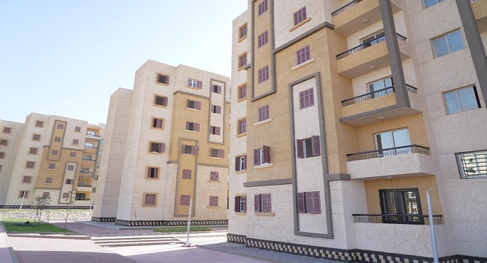 وزير الإسكان يتابع  موقف المشروعات الجاري تنفيذها بمدينة أكتوبر الجديدة
