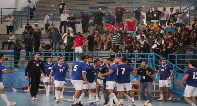الأهلي يتصدر مجموعته بالفوز على الترجي في بطولة أفريقيا للأندية لكرة اليد